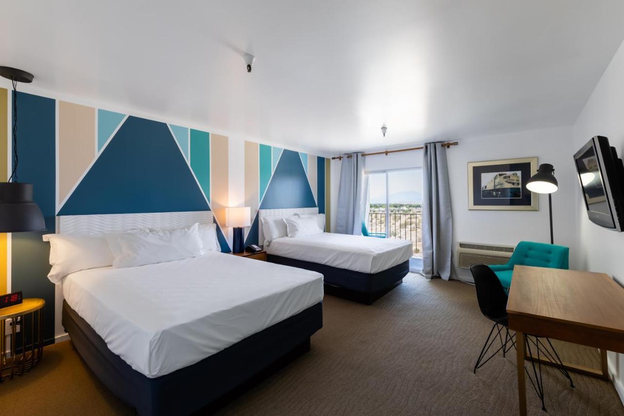 Aqua Soleil Hotel And Mineral Water Spa Дезърт Хот Спрингс Екстериор снимка