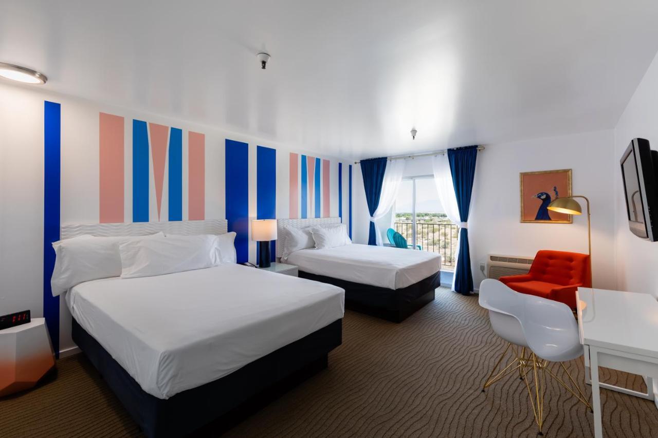 Aqua Soleil Hotel And Mineral Water Spa Дезърт Хот Спрингс Екстериор снимка